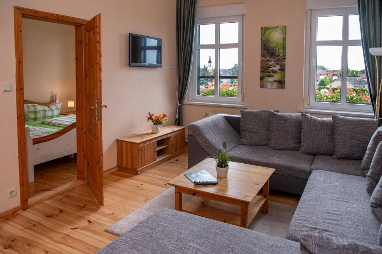 Hotel Pension Am Stadtgraben à Lübbenau Extérieur photo