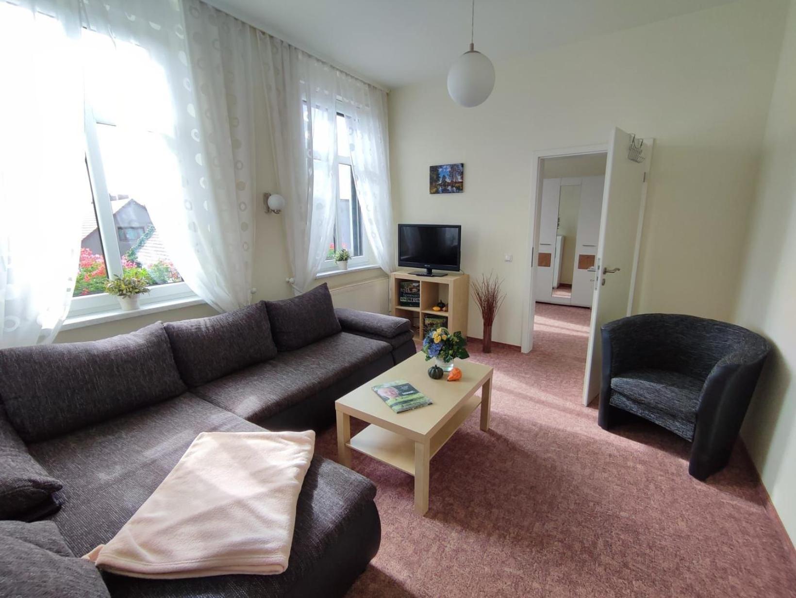 Hotel Pension Am Stadtgraben à Lübbenau Extérieur photo